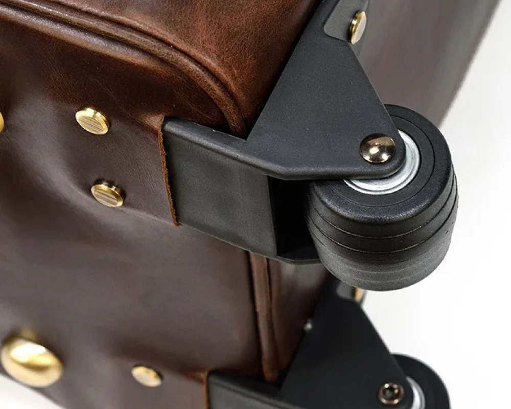 carry on luggage with wheels
